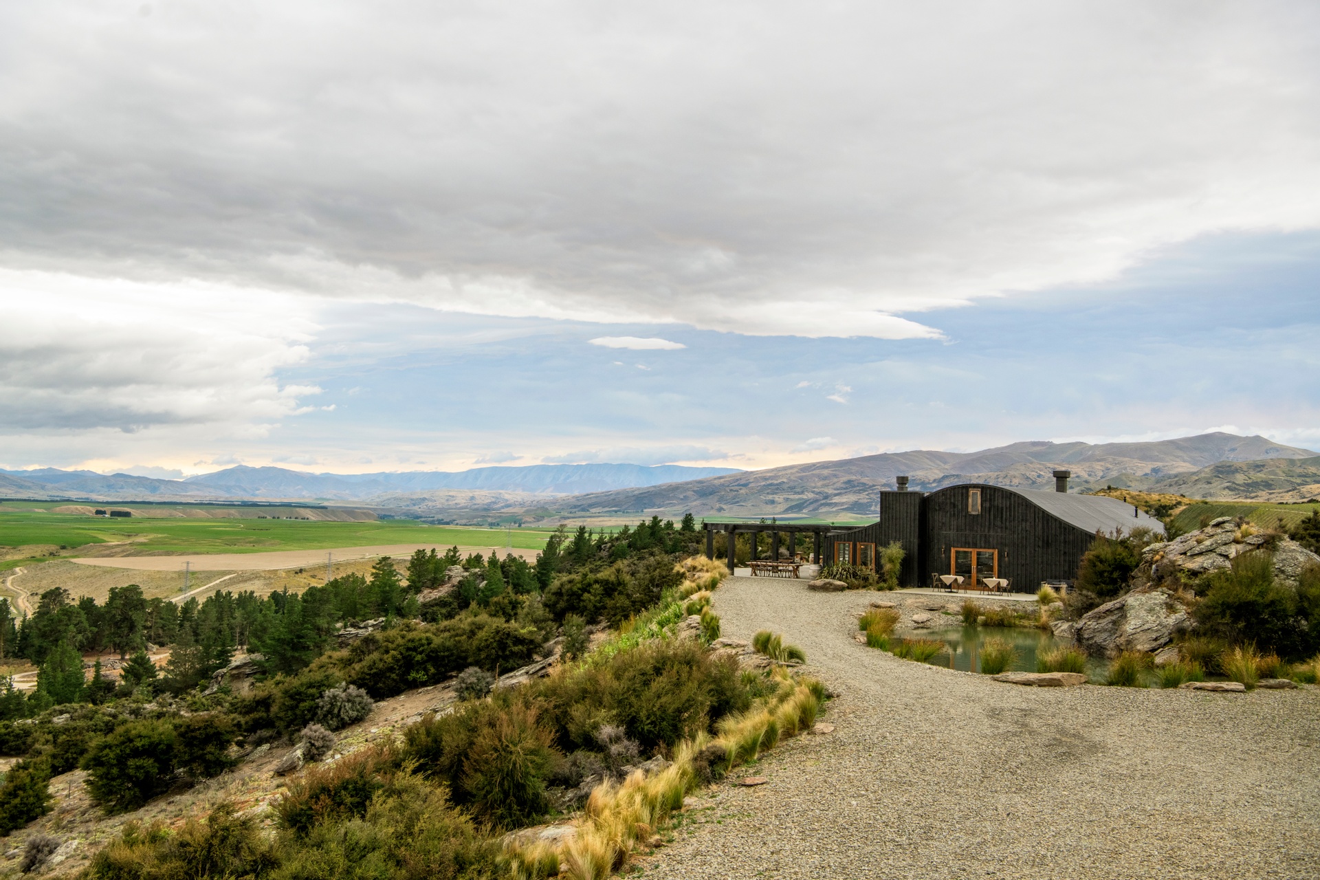 Central Otago Restaurant at Tarras Image Courtesy Alastair Guthry and TNZ