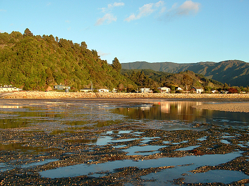 Low tide at Marahau, the gateway to the Abel Tasman National Park