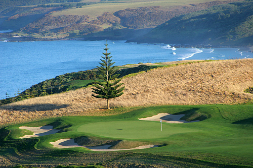 Kauri Cliffs world class golf - pic courtesy Kauri Cliffs