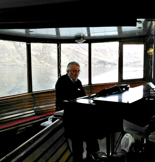 Any requests? Live music on the TSS Earnslaw