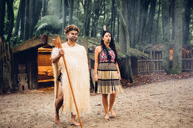 Experience traditional Maori culture with a Hangi dinner and performance at Tamaki Maori Village. Click for more information.