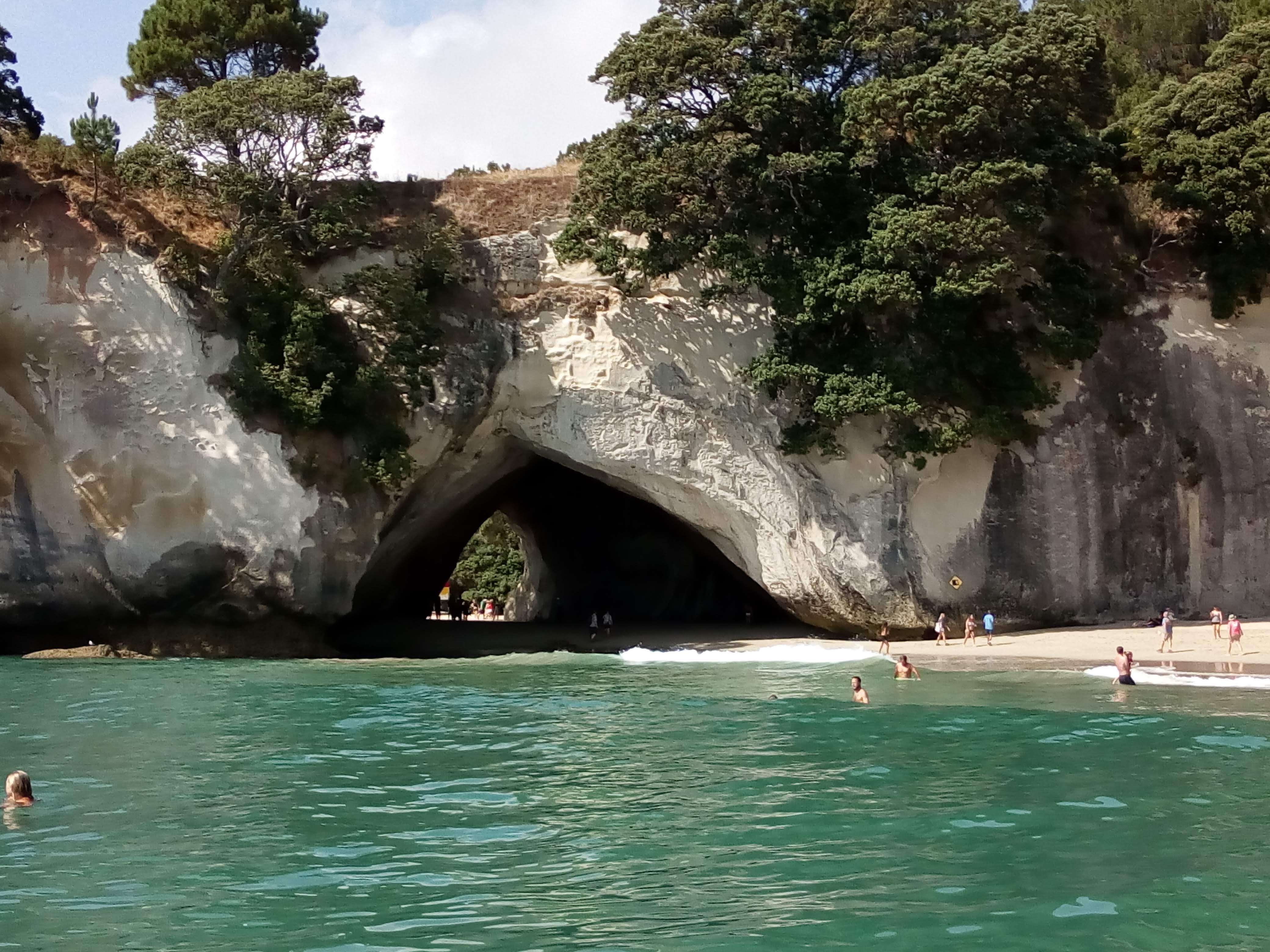 Beautiful Cathedral Cove in the Coromandel on New Zealand's North Island