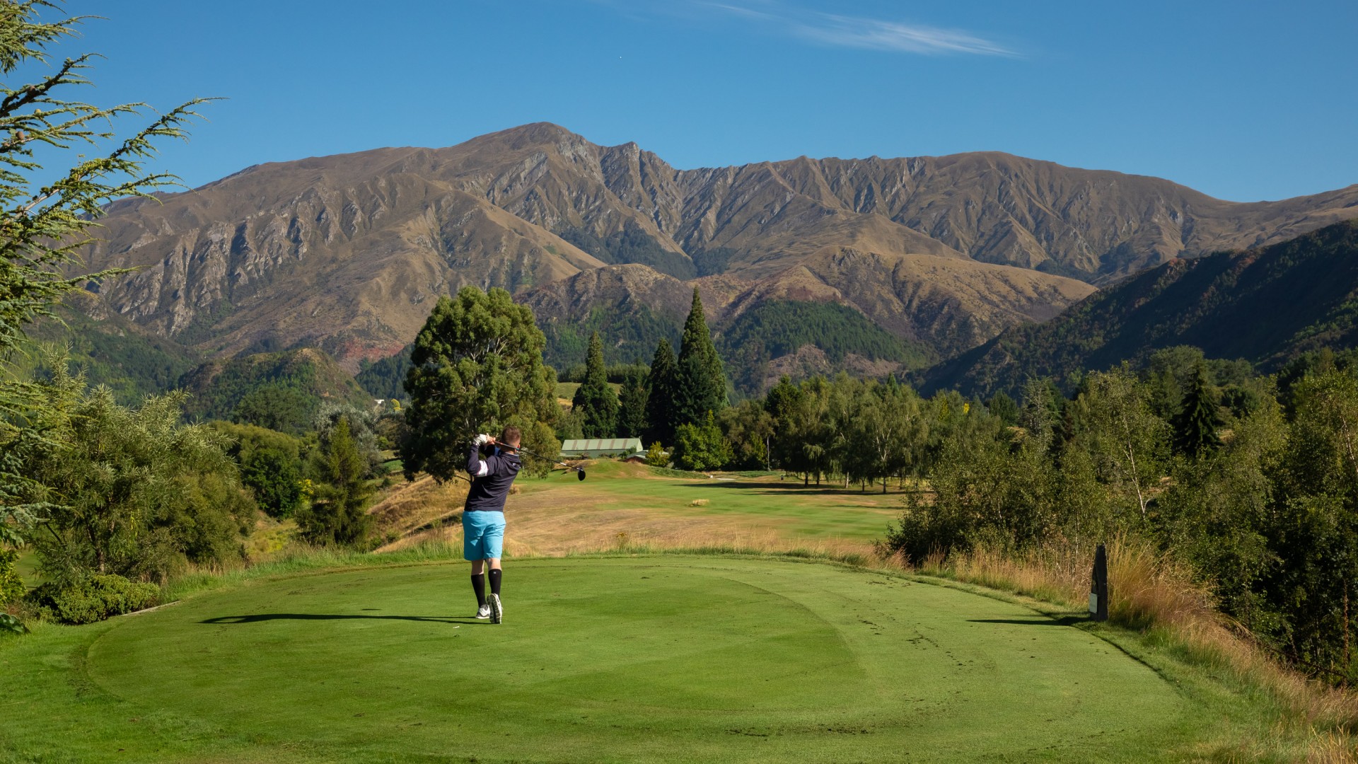 Arrowtown Golf Course. Image courtesy Arrowtown Promotion And Business Association